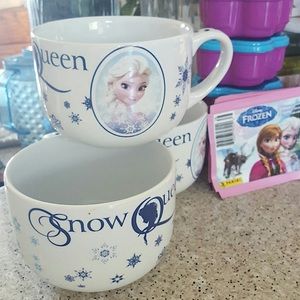 NWT 3 DISNEY'S “Snow Queen” FROZEN Large Mugs/Bowls